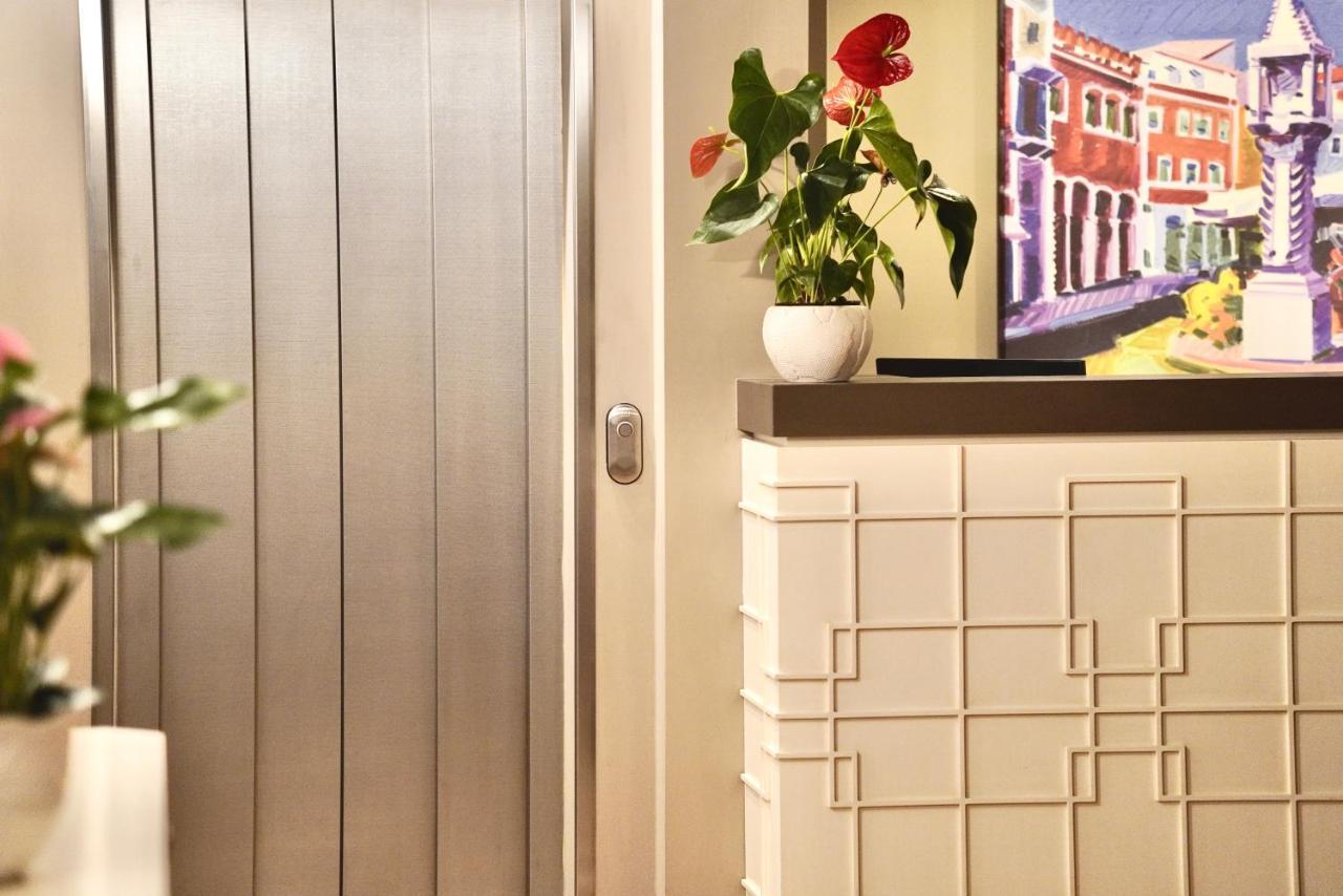 Hotel Aurora Верона Екстериор снимка